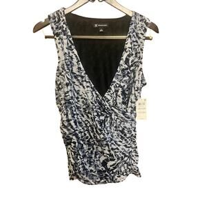 NC International Concepts Top Medium NWT Black White Print Sleeveless Blouse